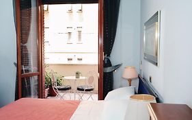 Luxurious Apartment Near Central Rome